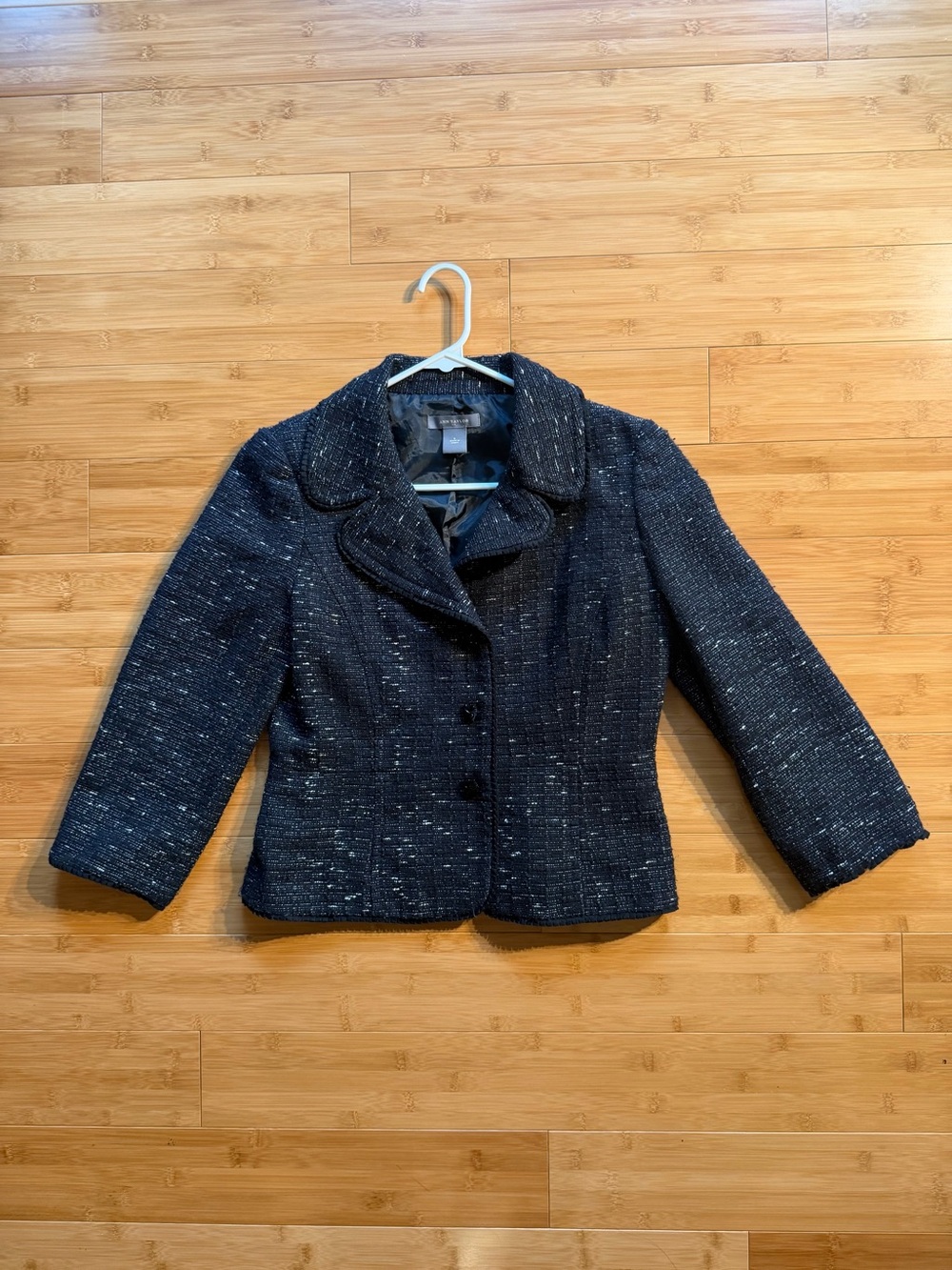 Ann Taylor Black Cream Textured Tweed Bouclé Blazer Jacket — Size 6